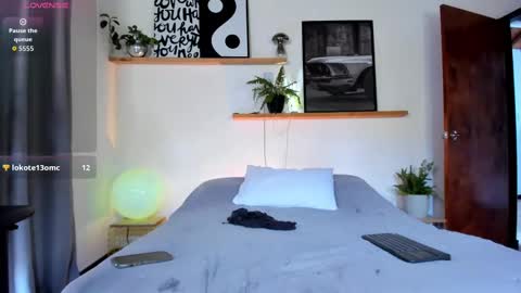 Snapshot of the_walkers_ chatting on September 27, 3:06 pm walkers online show from September 27, 3:06 pm