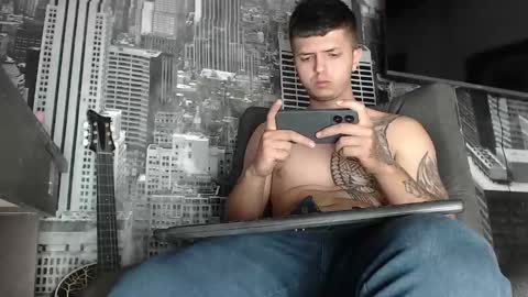 Miguel Angel online show from December 6, 8:05 am