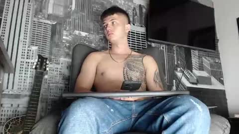 Miguel Angel online show from December 19, 4:34 am