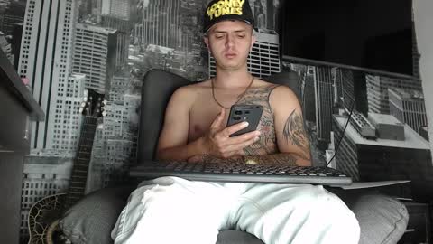 Miguel Angel online show from December 21, 10:39 am
