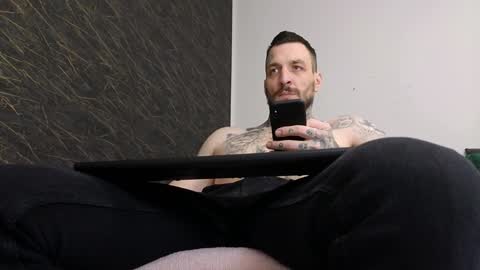 John online show from January 31, 6:46 am