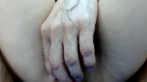 Snapshot of thebestpussyhairy chatting on January 25, 5:07 am Karla online show from January 25, 5:07 am