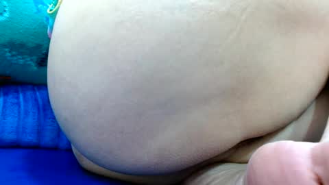 Snapshot of thebestpussyhairy chatting on February 17, 8:09 am Karla online show from February 17, 8:09 am