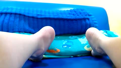 Snapshot of thebestpussyhairy chatting on October 19, 6:14 am Karla online show from October 19, 6:14 am