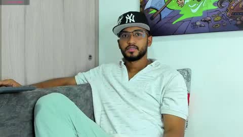 theblack_frank online show from April 24, 11:34 am