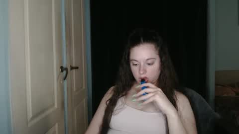 Snapshot of theblackdiamond194588 chatting on June 6, 2:55 pm raissa online show from June 6, 2:55 pm