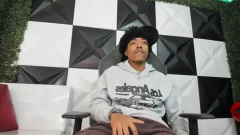 Snapshot of theblackflavor chatting on June 30, 3:02 pm Flavor online show from June 30, 3:02 pm