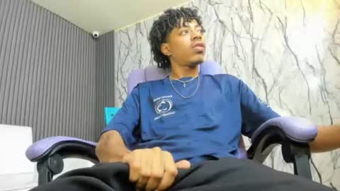 Snapshot of theblackflavor chatting on July 18, 1:48 pm Flavor online show from July 18, 1:48 pm
