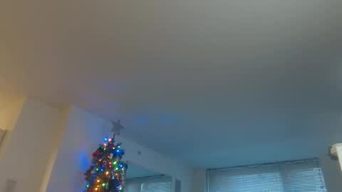 Snapshot of theblacklordmaster chatting on December 16, 2:33 pm theblacklordmaster online show from December 16, 2:33 pm