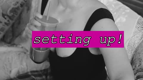 Snapshot of thecamwoman chatting on September 19, 7:25 pm Joan online show from September 19, 7:25 pm