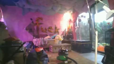 Snapshot of thecannibalsalt chatting on November 25, 5:02 pm thecannibalsalt online show from November 25, 5:02 pm