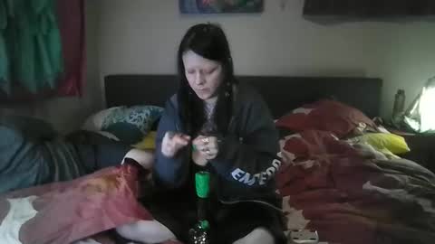 Snapshot of thecannibalsalt chatting on December 4, 5:50 am thecannibalsalt online show from December 4, 5:50 am