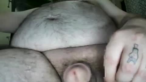 Snapshot of thechubbytattooguy chatting on December 13, 5:05 am John online show from December 13, 5:05 am