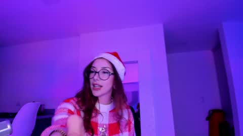 Alicia Alikath  online show from December 6, 12:34 am