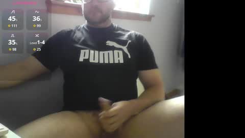 Snapshot of thedaddad chatting on October 17, 9:34 am thedaddad online show from October 17, 9:34 am