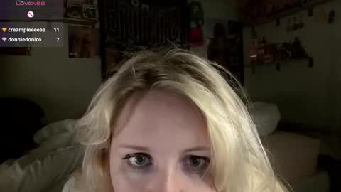 Kassandra Grant online show from April 24, 4:15 am