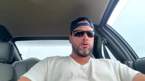 Snapshot of thedonald911 chatting on November 18, 9:30 pm Carter Bates online show from November 18, 9:30 pm