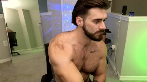 Snapshot of theeestallion33 chatting on December 15, 9:42 pm The Stallion online show from December 15, 9:42 pm