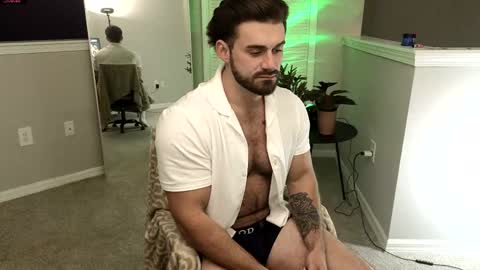 Snapshot of theeestallion33 chatting on December 26, 11:13 pm The Stallion online show from December 26, 11:13 pm