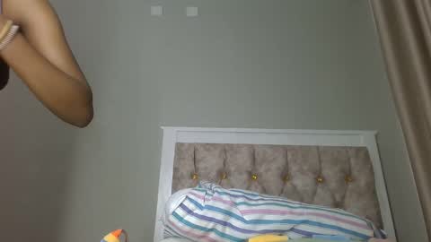 theequinn1 online show from February 6, 4:39 am