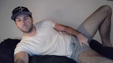 Theetwohander online show from December 1, 1:10 am