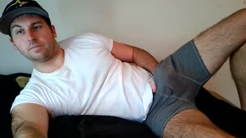 Snapshot of theetwohander chatting on May 4, 3:52 pm Theetwohander online show from May 4, 3:52 pm