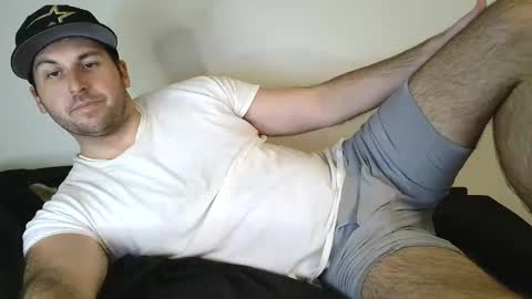 Snapshot of theetwohander chatting on May 7, 12:27 am Theetwohander online show from May 7, 12:27 am