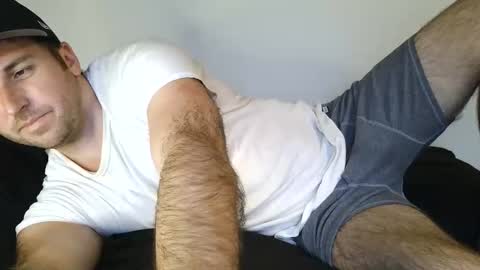 Snapshot of theetwohander chatting on May 11, 9:45 pm Theetwohander online show from May 11, 9:45 pm