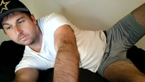 Snapshot of theetwohander chatting on June 16, 3:53 am Theetwohander online show from June 16, 3:53 am