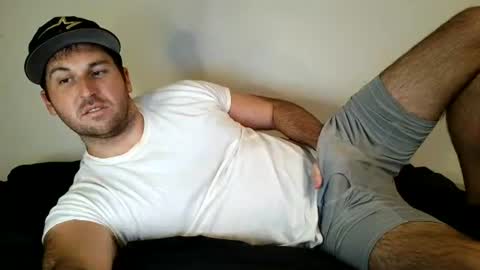 Snapshot of theetwohander chatting on June 19, 3:00 am Theetwohander online show from June 19, 3:00 am