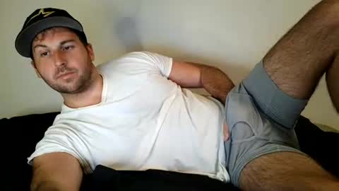Snapshot of theetwohander chatting on June 26, 4:28 am Theetwohander online show from June 26, 4:28 am