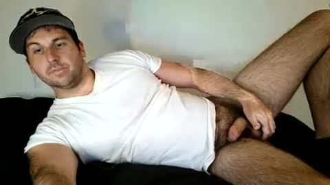 Snapshot of theetwohander chatting on July 13, 9:28 pm Theetwohander online show from July 13, 9:28 pm