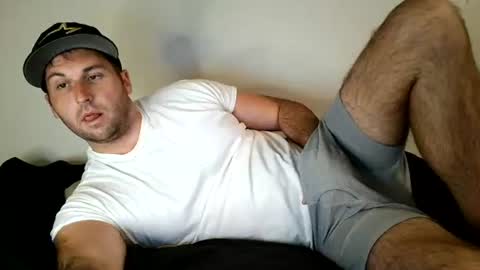 Snapshot of theetwohander chatting on July 23, 2:20 am Theetwohander online show from July 23, 2:20 am