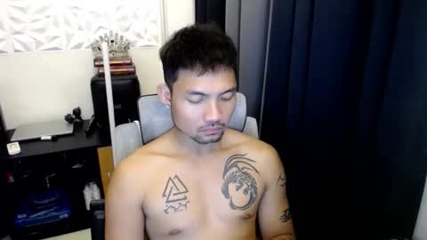 Snapshot of thefriskyasian chatting on September 14, 9:58 pm Jaycee online show from September 14, 9:58 pm