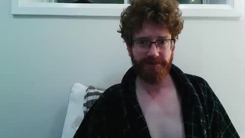 Snapshot of thefunofit chatting on December 3, 4:09 am thefunofit online show from December 3, 4:09 am