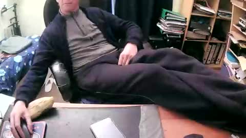 paul online show from November 23, 4:40 pm