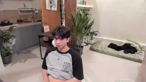 Green online show from November 18, 6:01 pm