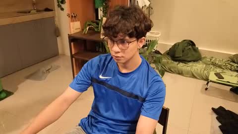 Green online show from March 1, 6:32 pm