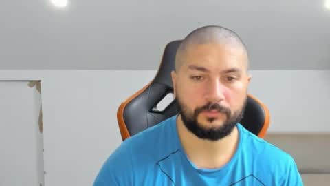 Snapshot of theguardian7 chatting on November 16, 9:20 pm theguardian7 online show from November 16, 9:20 pm