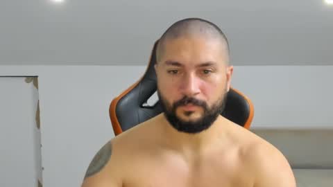 Snapshot of theguardian7 chatting on November 17, 9:42 pm theguardian7 online show from November 17, 9:42 pm