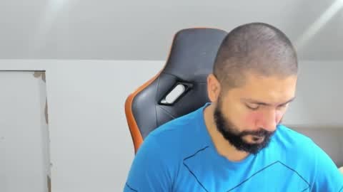 Snapshot of theguardian7 chatting on November 25, 11:16 pm theguardian7 online show from November 25, 11:16 pm