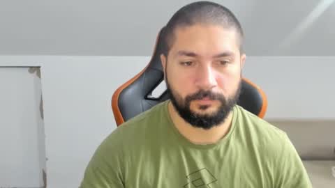 Snapshot of theguardian7 chatting on November 28, 10:51 am theguardian7 online show from November 28, 10:51 am