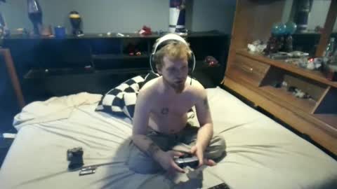 Snapshot of thehotfoxdd chatting on September 12, 6:57 am fuzzyfox online show from September 12, 6:57 am