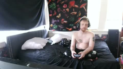 Snapshot of thehotfoxdd chatting on September 23, 9:40 pm fuzzyfox online show from September 23, 9:40 pm