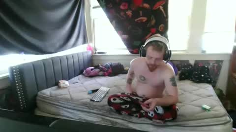 Snapshot of thehotfoxdd chatting on October 11, 6:50 pm fuzzyfox online show from October 11, 6:50 pm