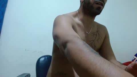 Snapshot of thehousedog chatting on July 8, 10:25 pm thehousedog online show from July 8, 10:25 pm