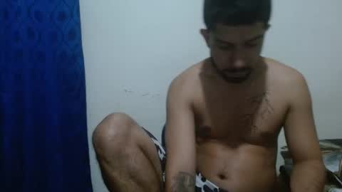 Snapshot of thehousedog chatting on July 17, 3:13 am thehousedog online show from July 17, 3:13 am