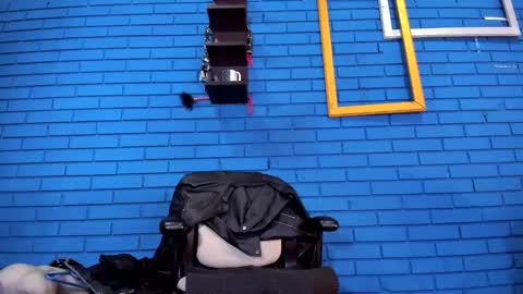 Snapshot of theian26 chatting on February 7, 7:27 pm Ian Deniel online show from February 7, 7:27 pm