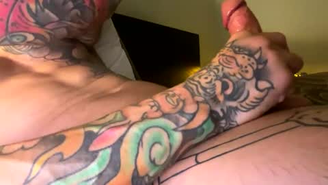 Snapshot of theinkedrabbit chatting on August 5, 3:53 am Inked Rabbit online show from August 5, 3:53 am