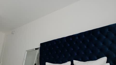 Lily Marie online show from December 13, 10:15 pm